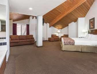 Hotel Baymont By Wyndham Yreka